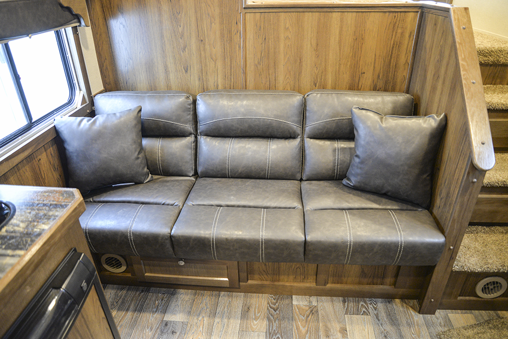 SMC Horse Trailers PROUDLY Made in the USA » SL8X9SR Laramie Horse