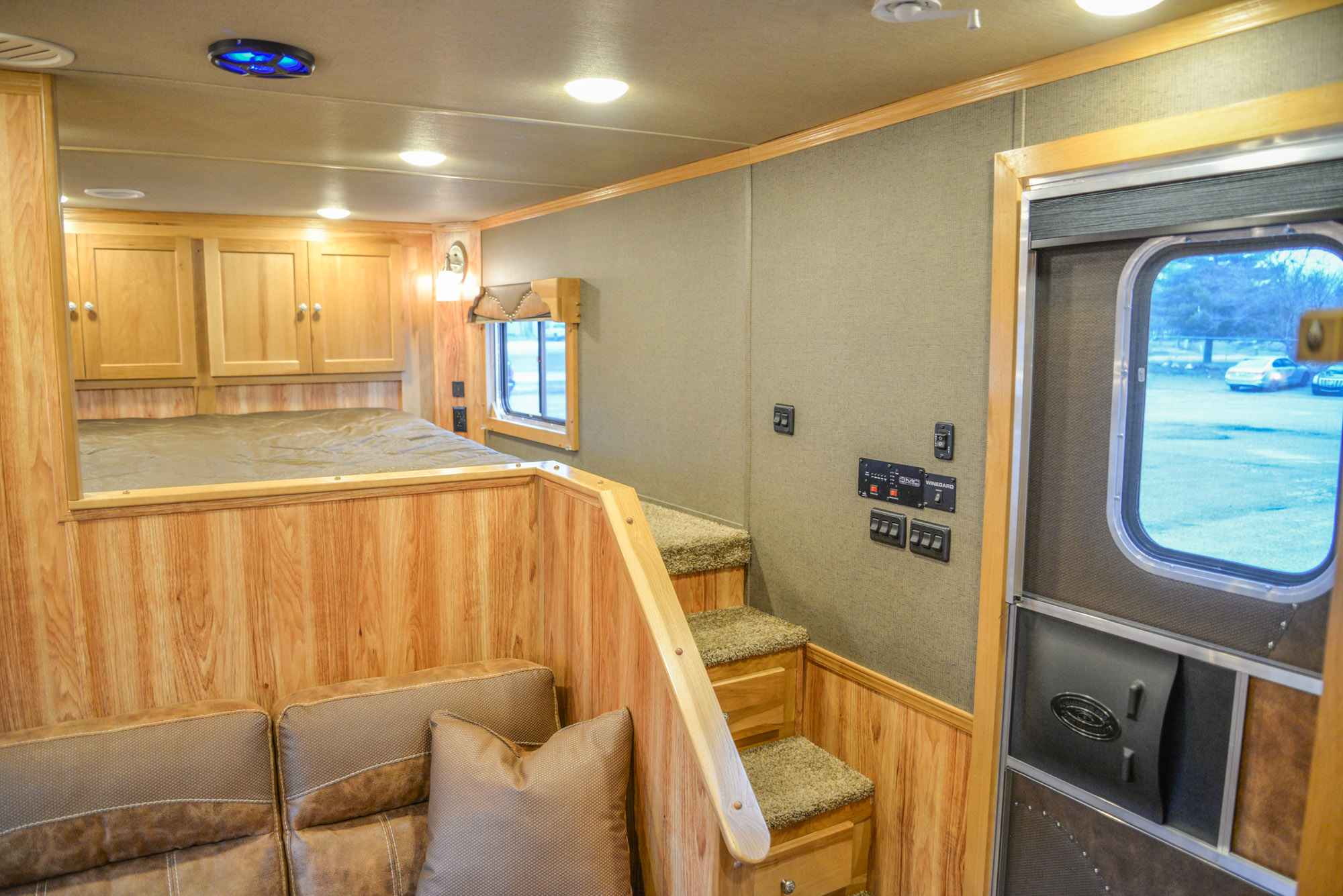 SMC Horse Trailers PROUDLY Made in the USA » SL8X11SR Laramie Horse